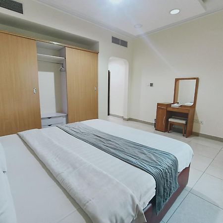 Marina Tower Hotel Manama Exterior photo