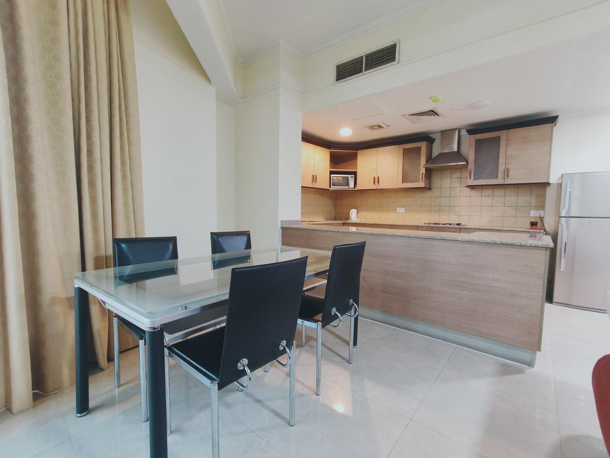 Marina Tower Hotel Manama Exterior photo