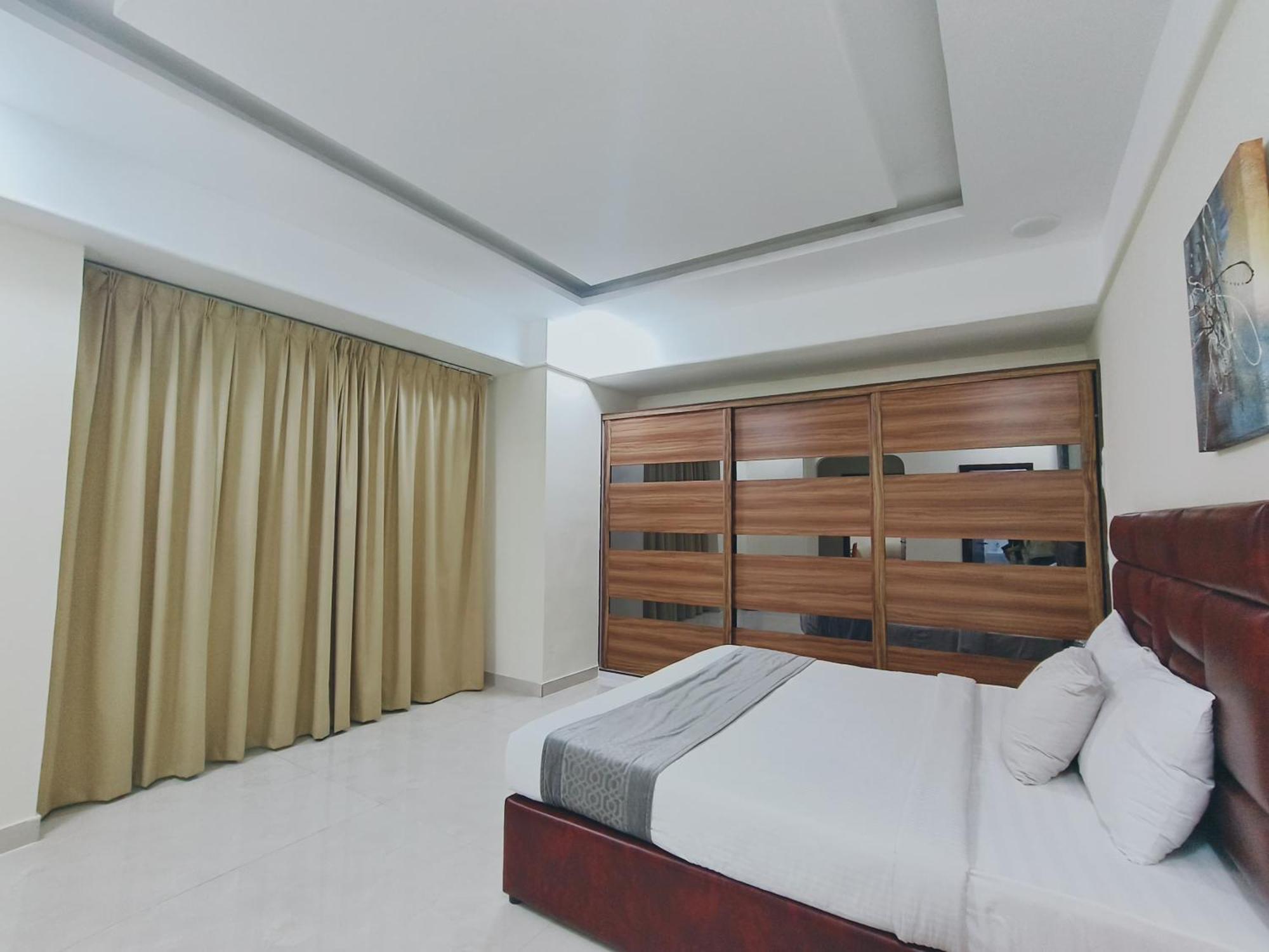 Marina Tower Hotel Manama Exterior photo